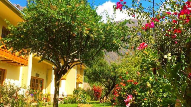 Apu Lodge Ollantaytambo Buitenkant foto
